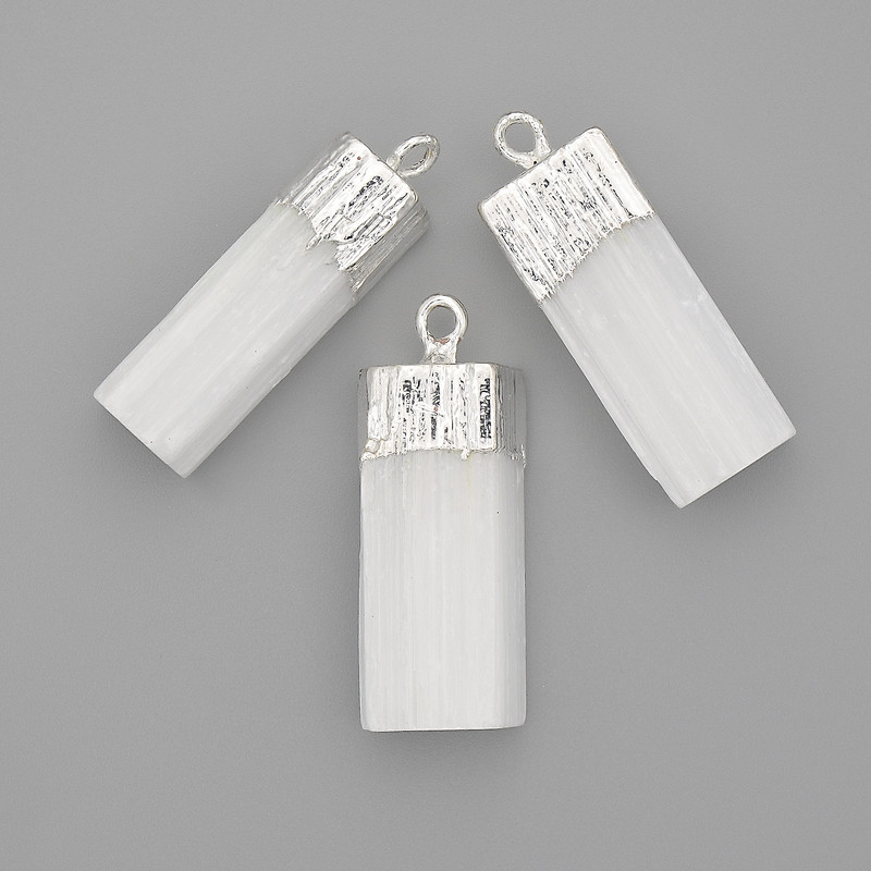 Pendant with Unpolished Celestite, 30x12 mm, length approx. 33 mm, silver-toned metal