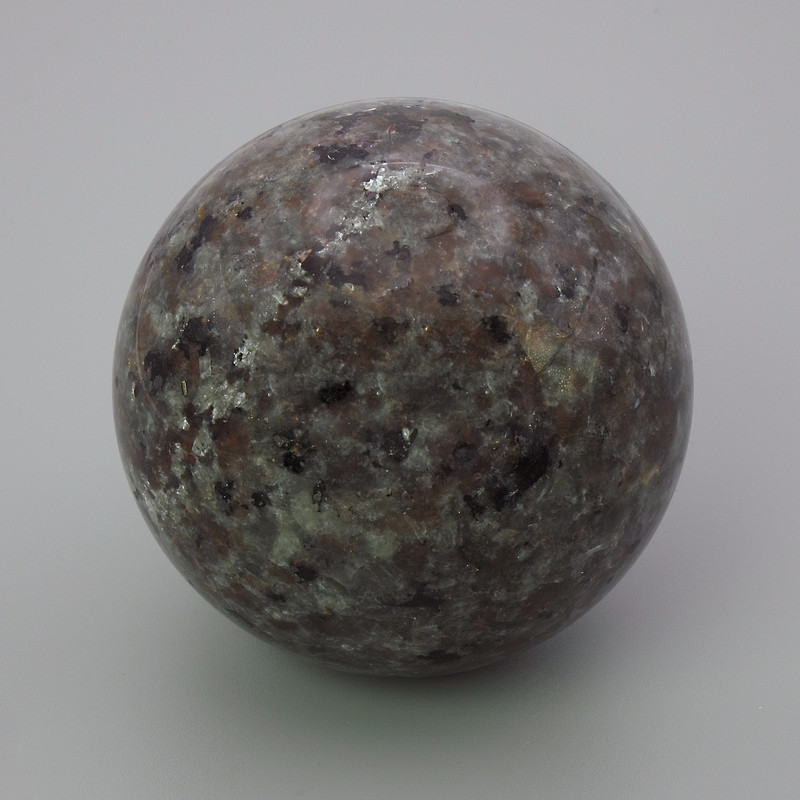 (Price per 100g) Gabbro natural stone souvenir ball, diameter 52 mm ± weight from 200 g