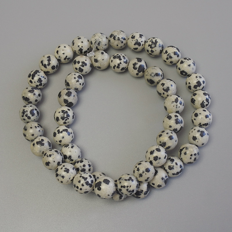 Dalmatian Jasper Beads on Thread, Smooth Round Beads, 9 mm Diameter, 39 cm Length