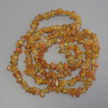 Citrine chip beads, diameter 6-10×3-7 mm, length 78 cm on a thread