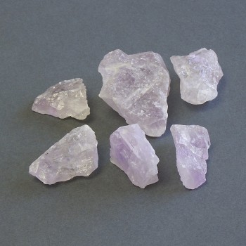 (price per 100 g) Untreated souvenir amethyst stone ~ dimensions 28-40×18-24 mm (+-) packaging 100 g