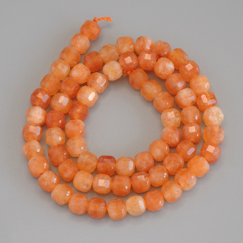 Nephrite Mashan Faceted Cube Beads, 6x6 mm, on a thread, length 40 cm+