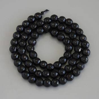 Faceted agate beads – ball-shaped, 6 mm diameter ± on thread, length 37 cm ±
