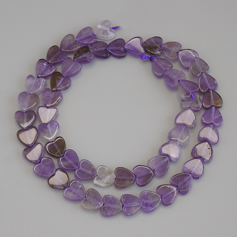 Amethyst Heart Beads, diameter 8x8x2mm± on thread, length 37 cm+