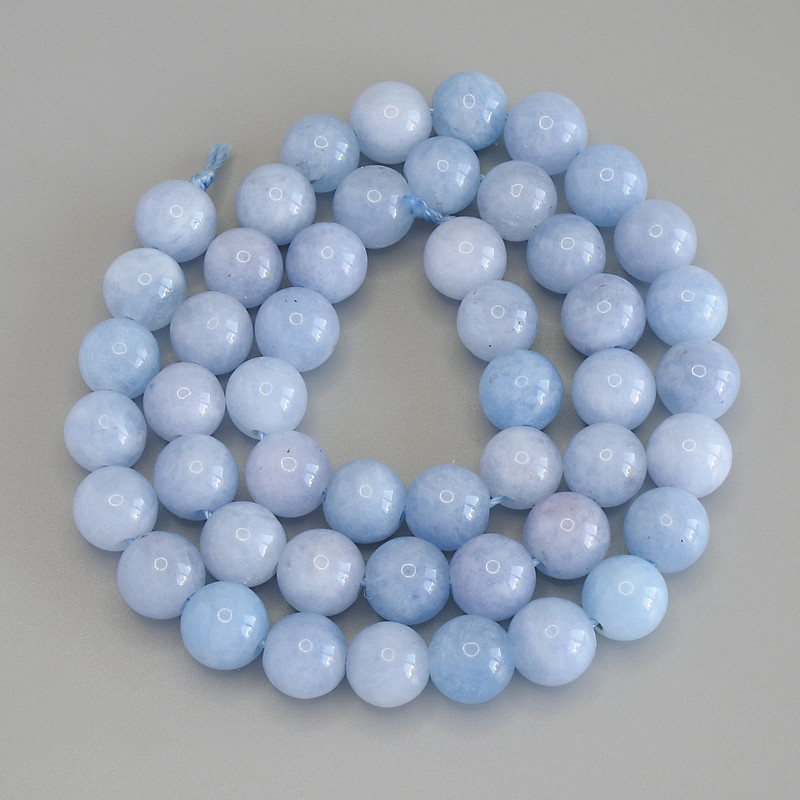 Aquamarine Beads, Smooth Round, 8 mm Diameter, 38 cm Length on Thread