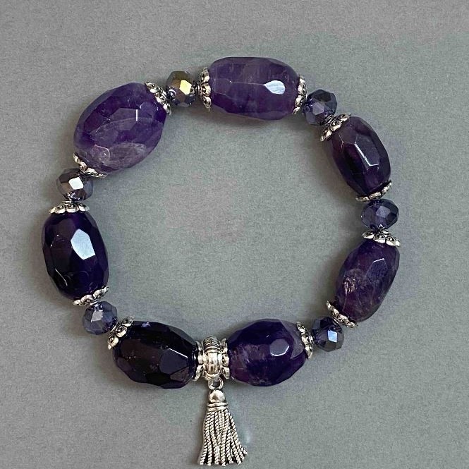 Faceted Amethyst Rondelle Bracelet, diameter 19-20×11-15 mm ±, with metal inserts, length 18 mm ±, stretch
