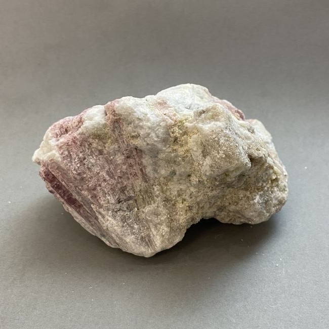 Unpolished natural tourmaline souvenir stone, weight 355 g, 85x61x55 mm+