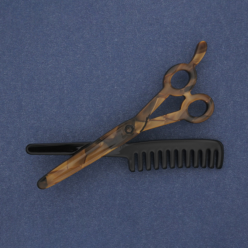 Brooch 'Scissors with Comb' Acrylic Silver Metal 70×44 mm+