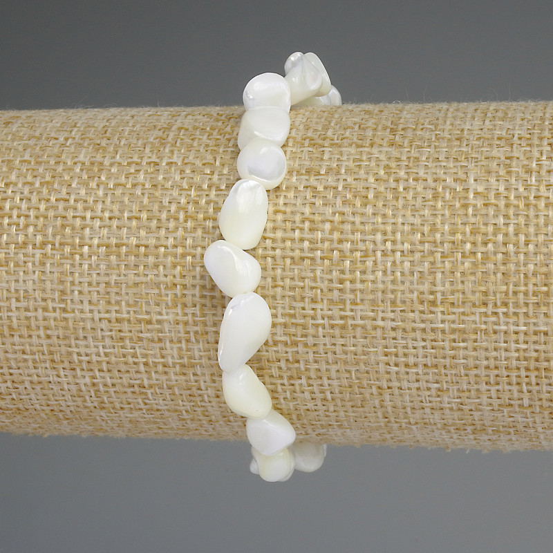 Mother-of-Pearl Faceted Bracelet, bead diameter 8x6-8 mm, stretch length 18 cm