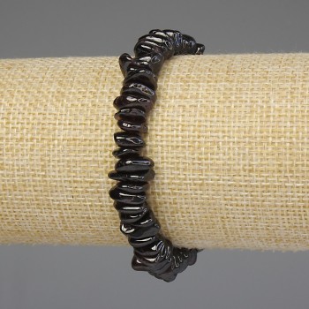 Garnet Chip Bracelet 7-9×3-5 mm +/-, length 18 mm +/-, stretch base