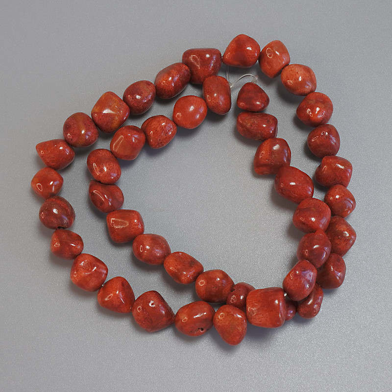 Sponge coral beads, faceted, diameter 9–11×9–12 mm, length 42 cm on thread