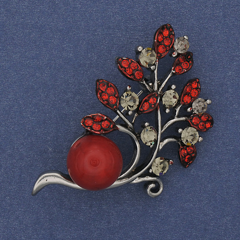 Brooch 'Twig' Carnelian with Red Crystals Gold-Tone Metal 54×46 mm +