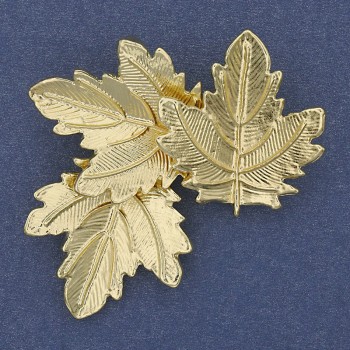 Leaf Brooch 48x44 mm - gold-toned metal