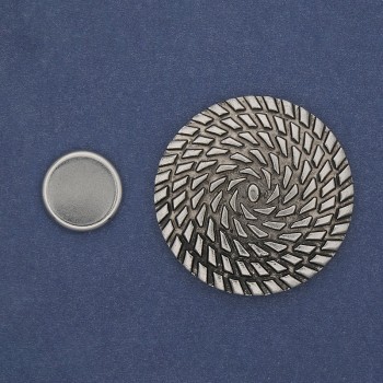 Magnetic Brooch Accent 40mm ± Silver-Tone Metal