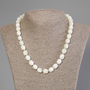 Necklace with mother-of-pearl barrel beads, 10x9 mm diameter, 5 mm +/-, length 50 cm +/- with clasp