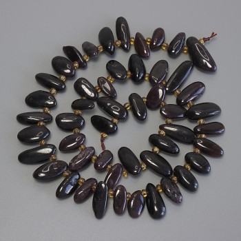 Garnet Beads, Chip Butterfly, diameter 12-16×6-8 mm ±, 3 mm beads ±, length 39 cm ±, on thread
