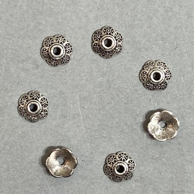 Bead cap findings, silver-colored, 8.5 x 1 mm, hole diameter 2.0 mm, packaging 20 g (~69 pcs)