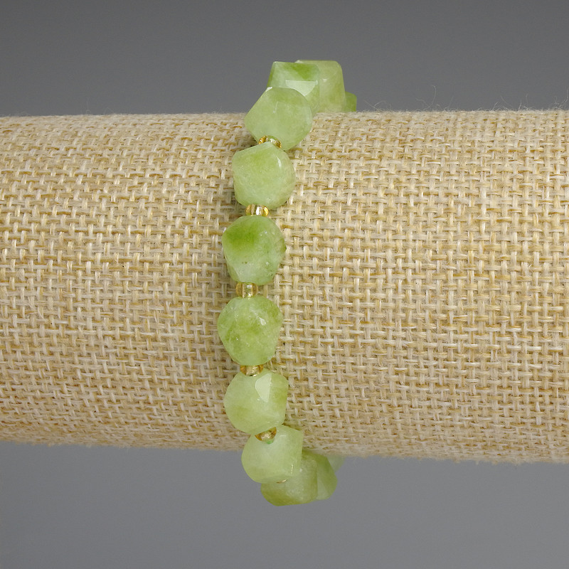 Chrysolite Olivine Bracelet - Faceted Rhombus 9x8mm +/- Beads 3mm +/- Length 18mm +/- Elastic
