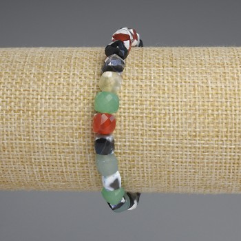 Faceted Agate Cube Bracelet, diameter 6.5x6.5 mm, length 18 mm, stretch