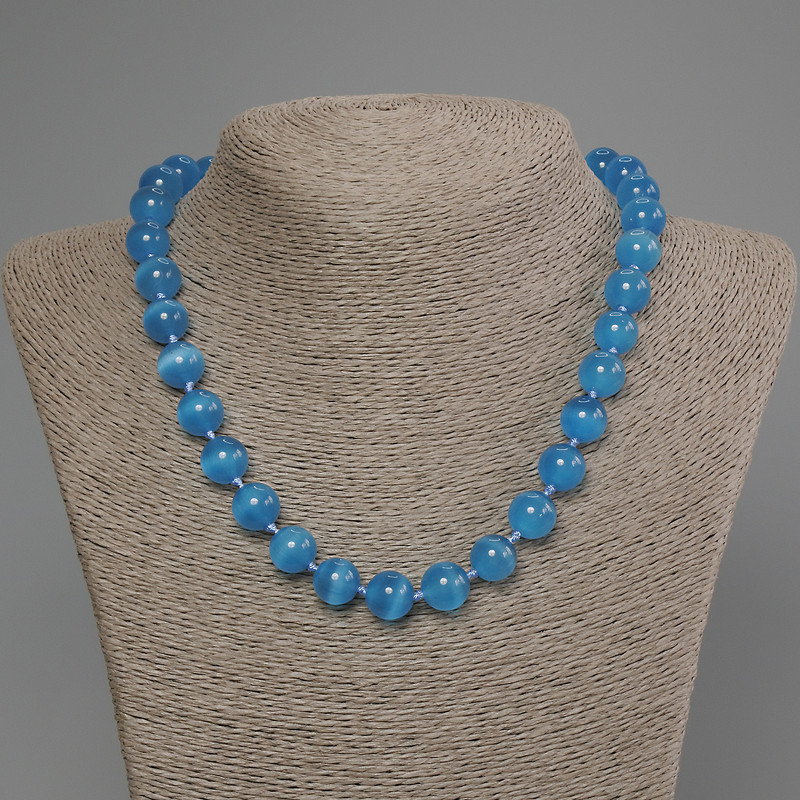 Azure Cat's Eye Necklace with smooth beads, 11 mm diameter, 50 cm length +/- with a clasp