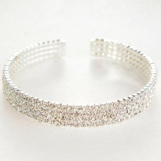 Four-row bracelet with white crystals