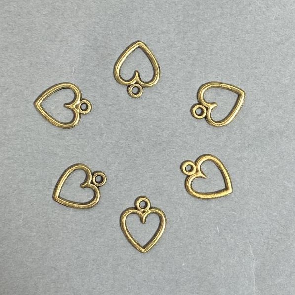Heart Pendant in Dark Gold Metal Color, Diameter 11×14 mm, packaging 20 g, 52 pcs