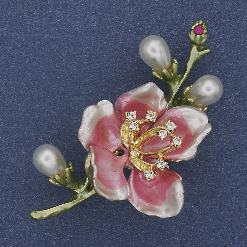 Pink and Green Enamel Brooch with Pearls and Crystals, Gold-tone Metal 28×55 mm
