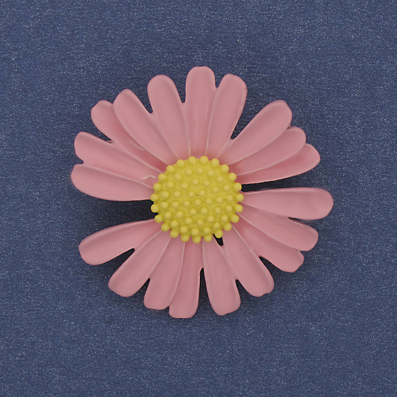 Brooch Daisy pink and yellow enamel silvery metal 30mm+