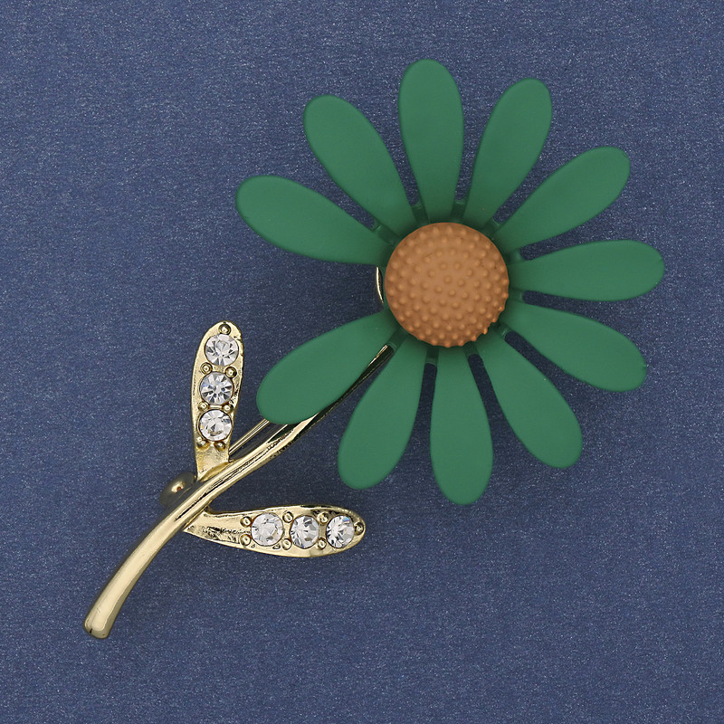 Brooch 'Daisy' with green enamel, white crystals, gold-tone metal, 65 x 39 mm