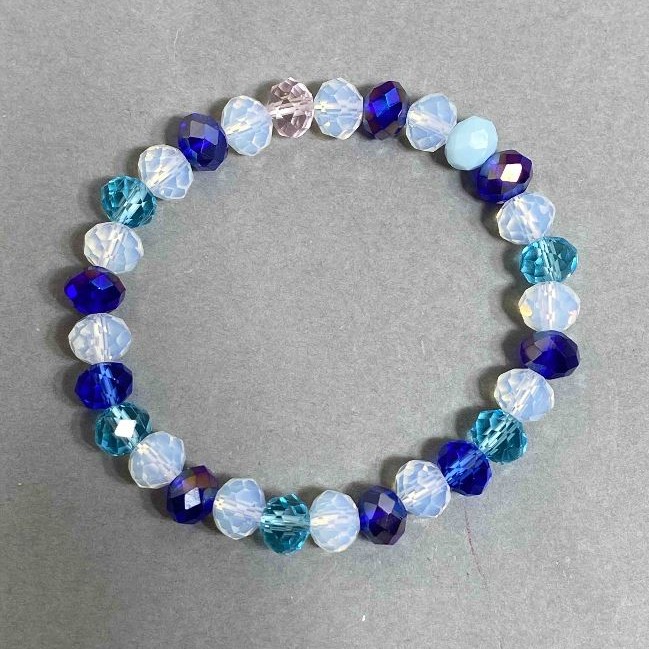 Bracelet Czech crystal faceted rondelle 8x6 mm, length 18 mm, elastic