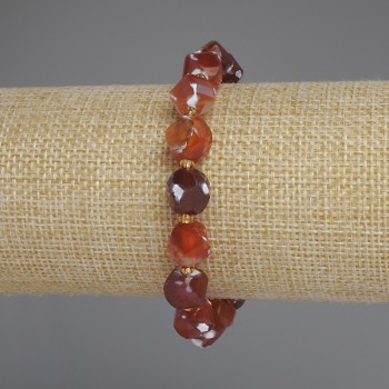 Faceted Agate Bracelet, Diamond-Shaped, 10x9 mm diameter, 3 mm seed beads, 18 mm length, stretch bracelet