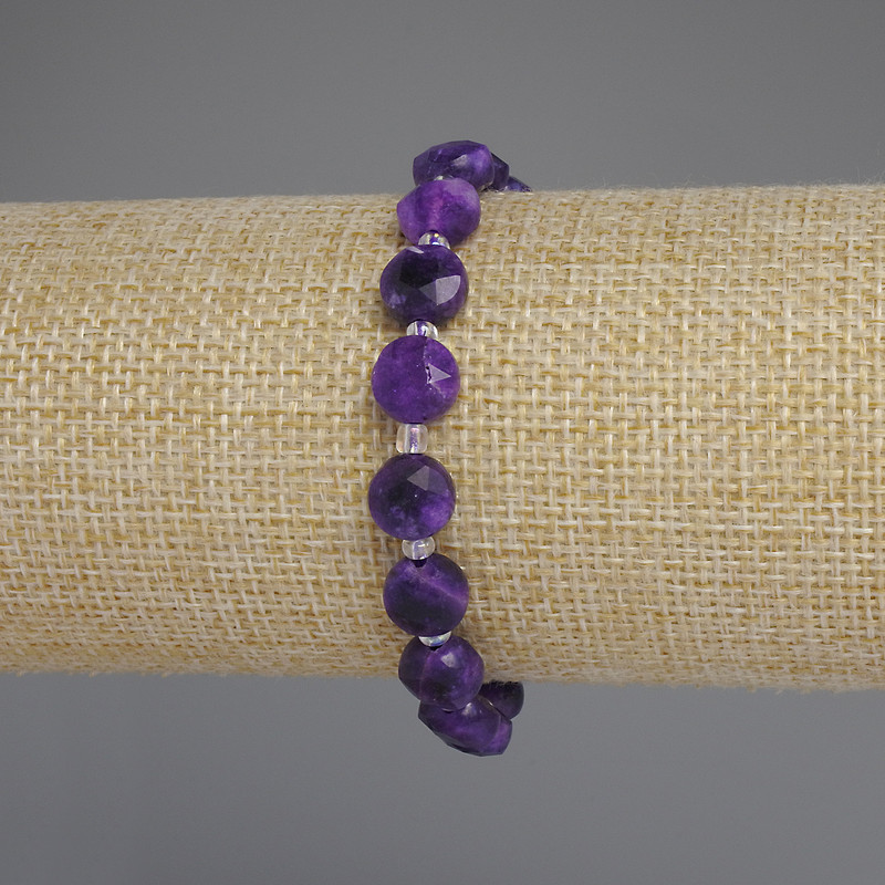 Sugilite Bracelet with Faceted Coin, 8 mm Diameter, 3 mm Beads, 18 mm Length, Stretch