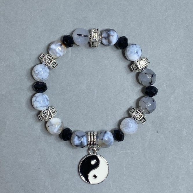 Bracelet Dragon Vein Agate Bead, 10 mm diameter ±, Czech Crystal Rondelle 8x6 mm ±, length 18 cm ± stretch