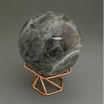 Labradorite natural stone souvenir sphere, diameter 70 mm ± weight 481 g