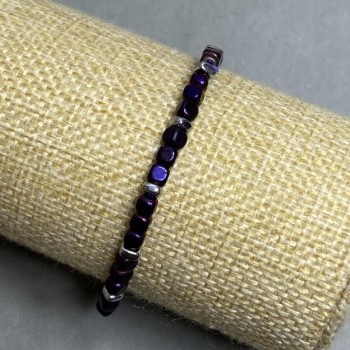 Hematite bracelet with cube beads 4 mm and rondelles 4×2 mm, 18 cm stretch