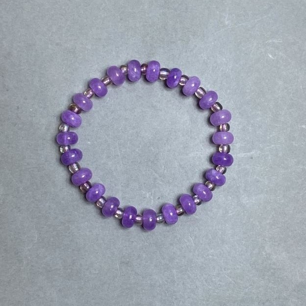 Lavender Amethyst Rondelle Bracelet 8x5mm +/- Seed Beads 4mm +/-, 18 cm Stretch