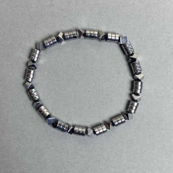 Hematite bracelet with rondelle beads 5x2 mm and cube beads 4x4 mm, 18 cm length, stretch