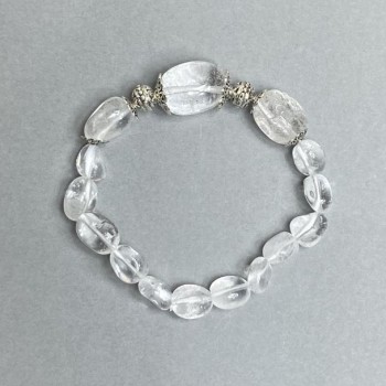 Bracelet with rock crystal, 11×10 mm ± 16×12 mm ± 19×14 mm ±, with metal inserts, length 18 cm stretch