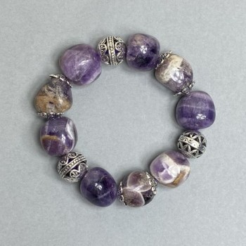 Chevron Amethyst Bracelet 17-19 x 17-19 mm +/- with metal inserts, 18 cm stretch