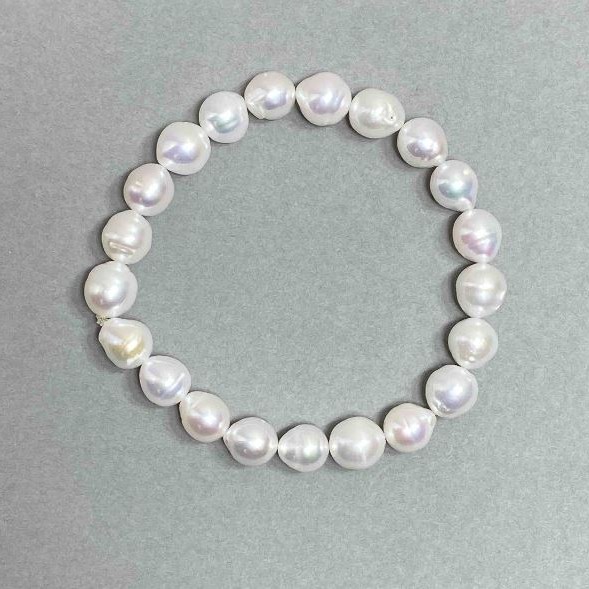River Pearls Bracelet 8-9×7-8 mm, 5 mm, length 18 cm, stretch