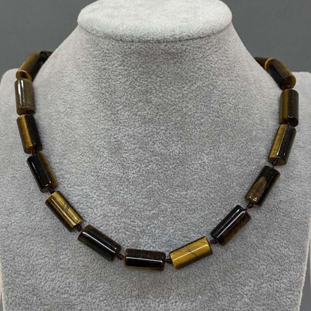 Tiger's Eye Necklace Cylindrical 17x8mm, length 50 cm ± with clasp