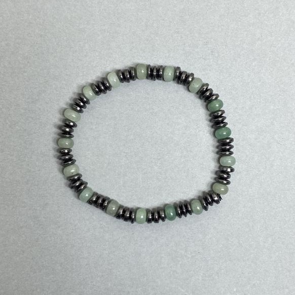 Bracelet Green Strawberry Quartz Rondelle 8x5 mm ±, Faceted Hematite Rondelle 7.5x4 mm ±, Length 18 cm