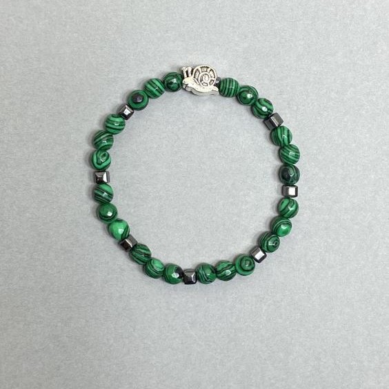 Malachite Bracelet with Faceted Beads, 8 mm Diameter ±, Hematite Cubes 4×4 mm ±, Length 18 cm (Stretch)
