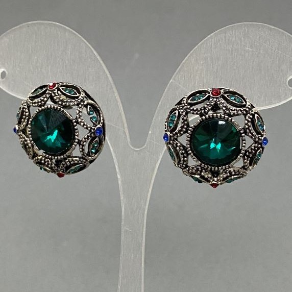 Ear studs with green crystals, red and green rhinestones, silver-toned metal 22mm+