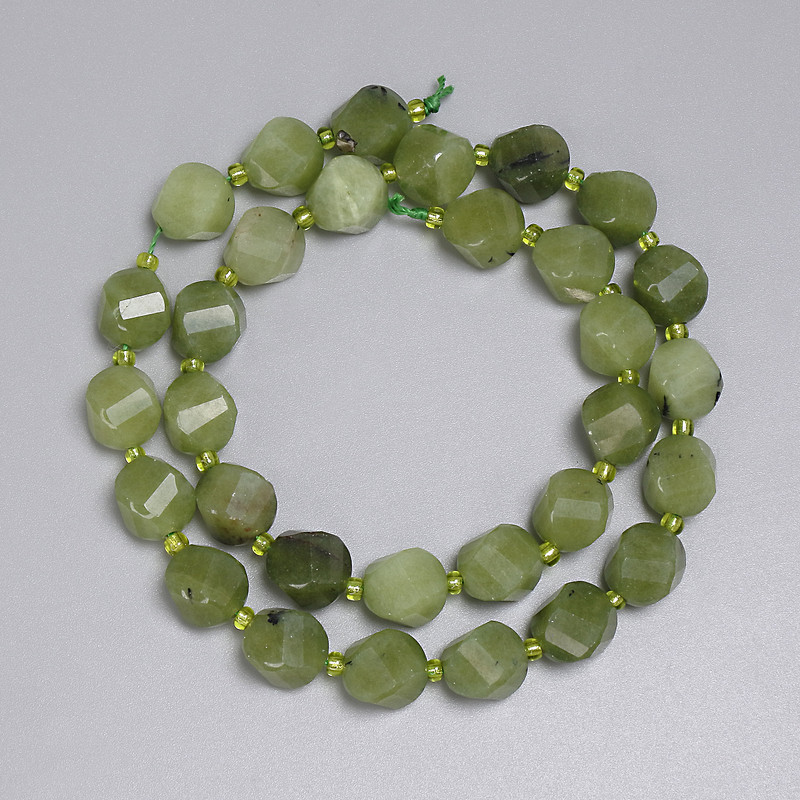 Jadeite Beads, Faceted Diamond Shape 10×9 mm, 3 mm Seed Beads, Length approx. 38 cm, On Thread