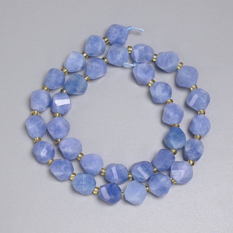 Aquamarine Beads, Faceted Diamond Shape 10x9 mm +/-; 3 mm Beads +/-; Length 39 cm +/- on Thread