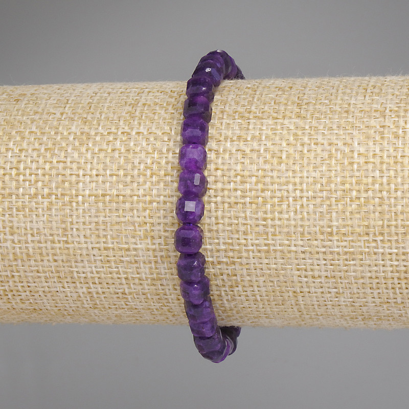 Sugilite Bracelet with Faceted Cube Beads, 5x5 mm, Length 18 cm, Stretch
