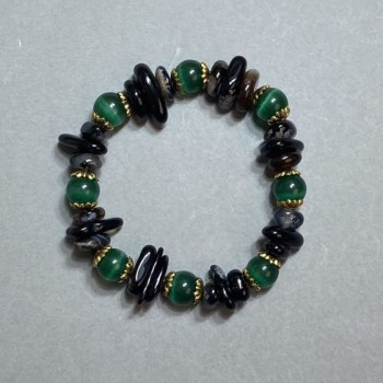 Bracelet with Cat's Eye Beads and Agate, 10 mm beads; faceted agate inserts 12–18×3–5 mm; length 18 cm (stretch)