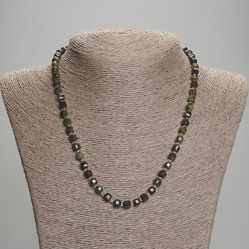 Jasper 'Dragon's Blood' Necklace, Faceted Cubes, 5x5 mm, 3 mm Beads, 45 mm Length with Clasp