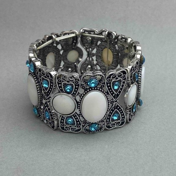 Bracelet with Mother-of-Pearl Inlay